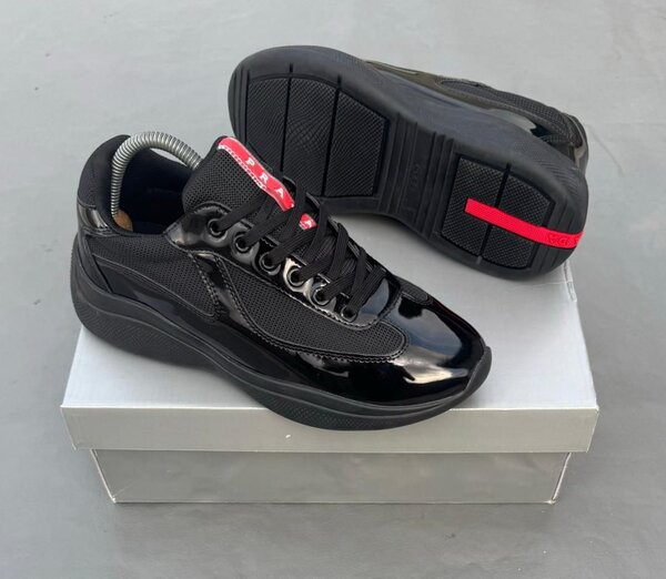 Baskets de luxe homme Prada