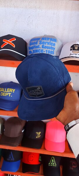 Casquettes de mode neuves