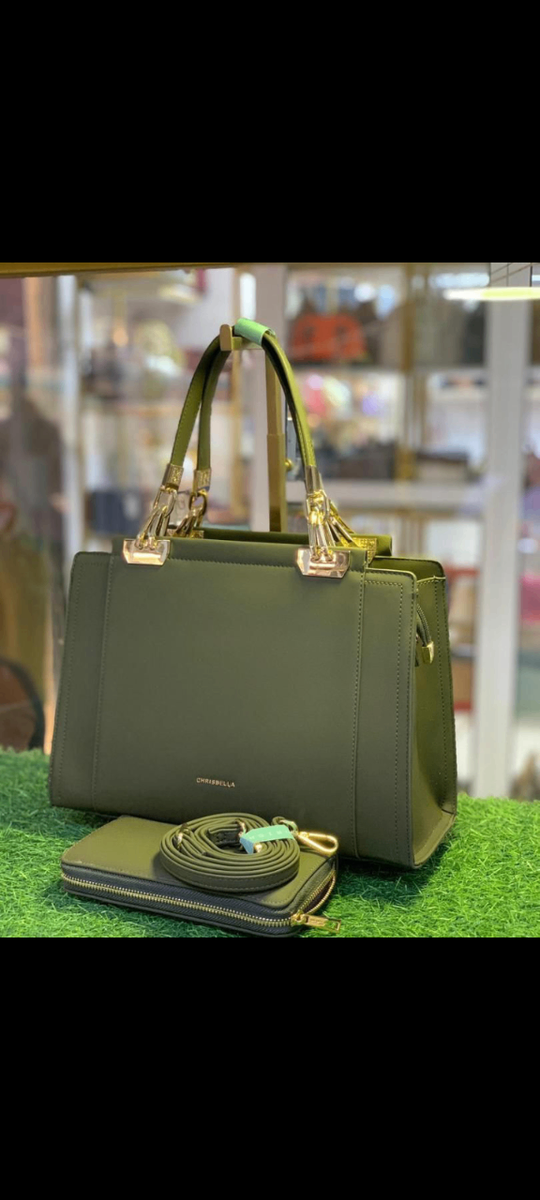 Sac a main et portefeuille deux en 1