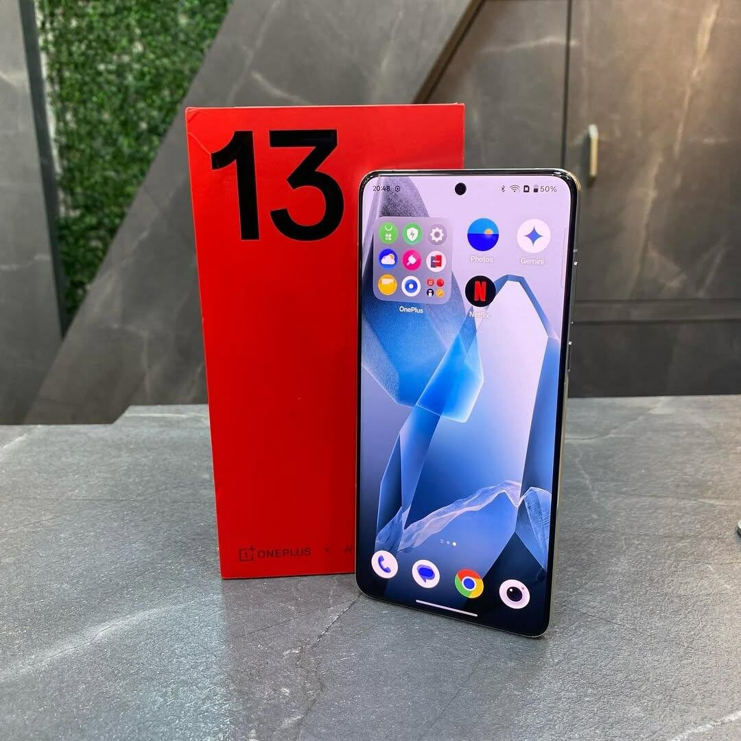 OnePlus 13 512Go / 16Go ram