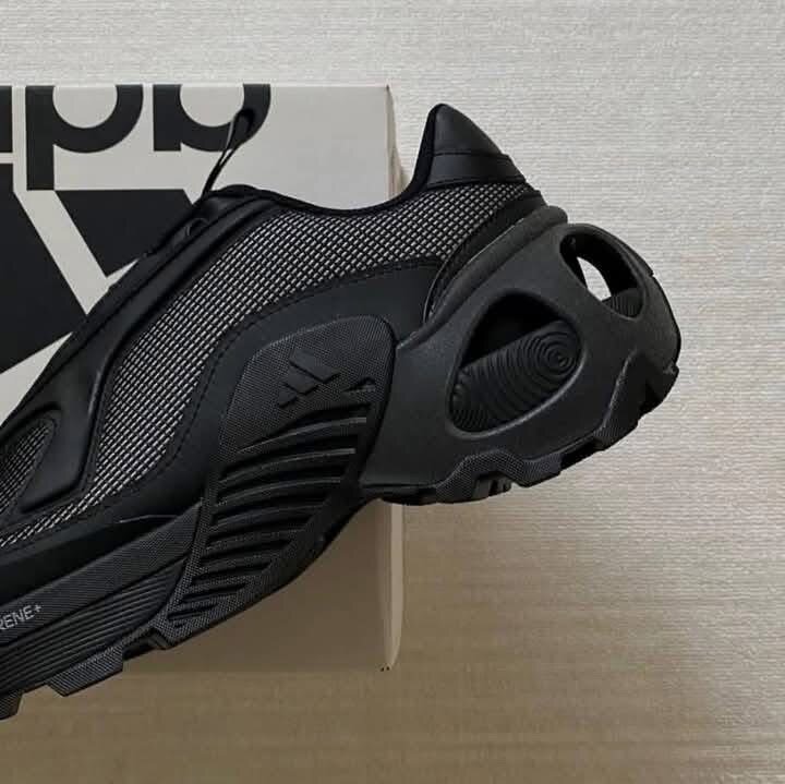 Baskets Adidas Adiprene Unisex