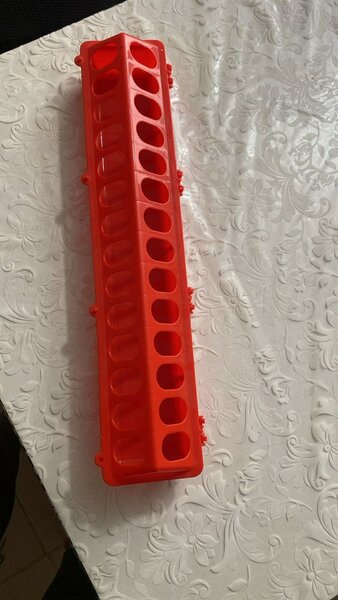 Mangeoire linéaire 28 trou