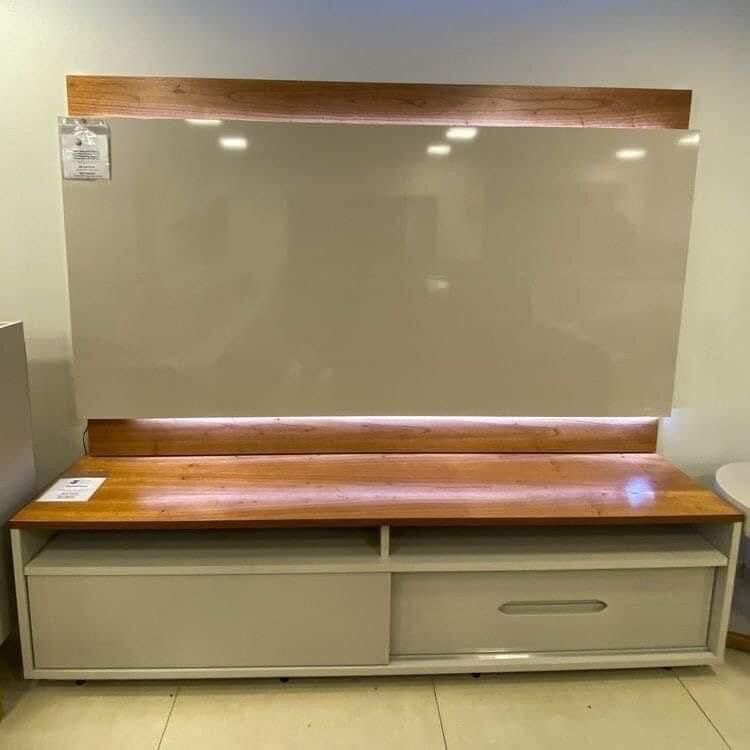 Meuble TV mural moderne