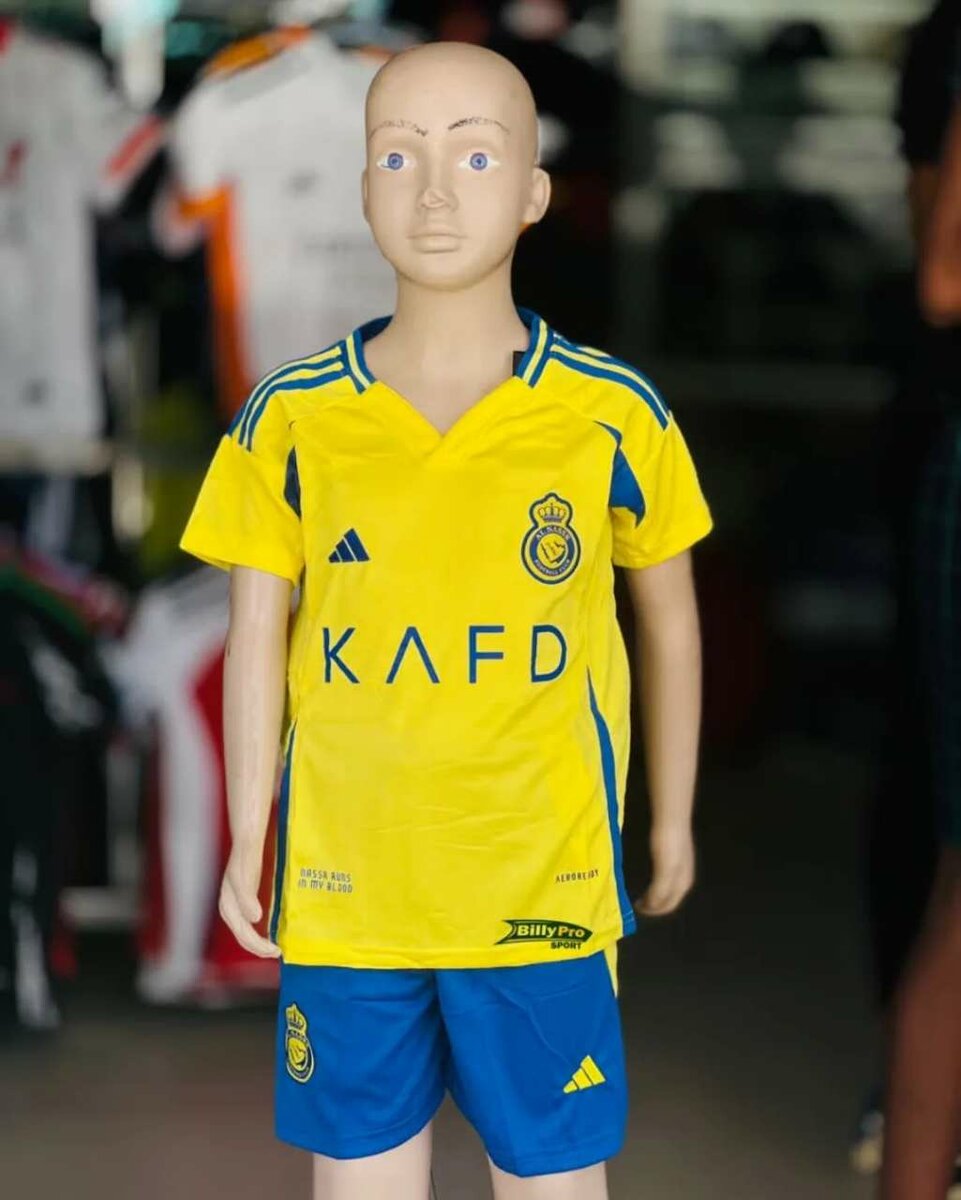 Real Madrid Top and down JEASEY