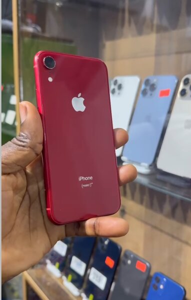 iPhone XR
