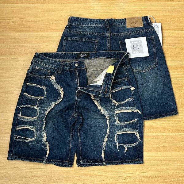 SHORT JEANS