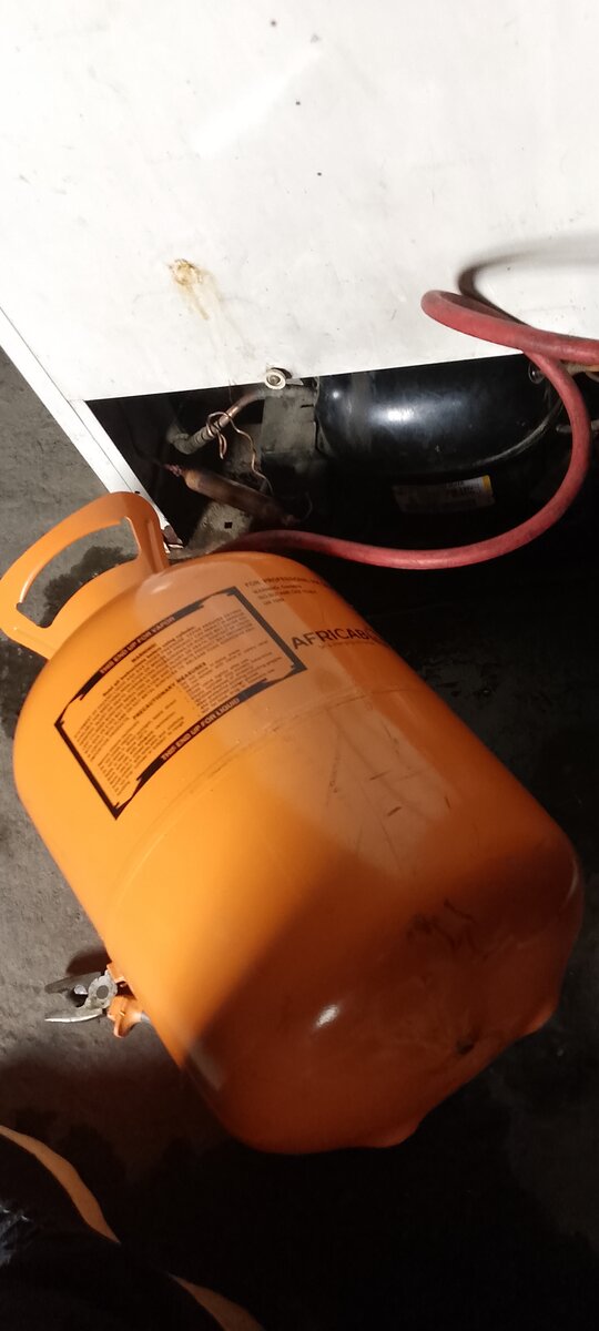 Gass refrigeration system