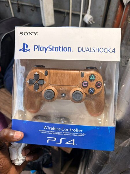 Manette PS4 DualShock 4 Sony