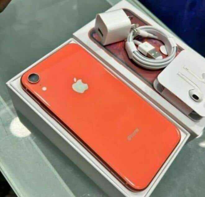iPhone XR 128