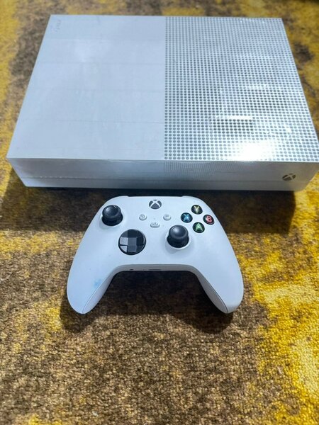 Console de jeu Xbox blanche