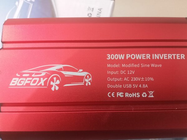 Car power inverter