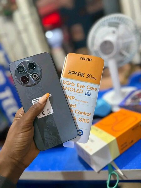Tecno Spark 30 Pro 4.5G