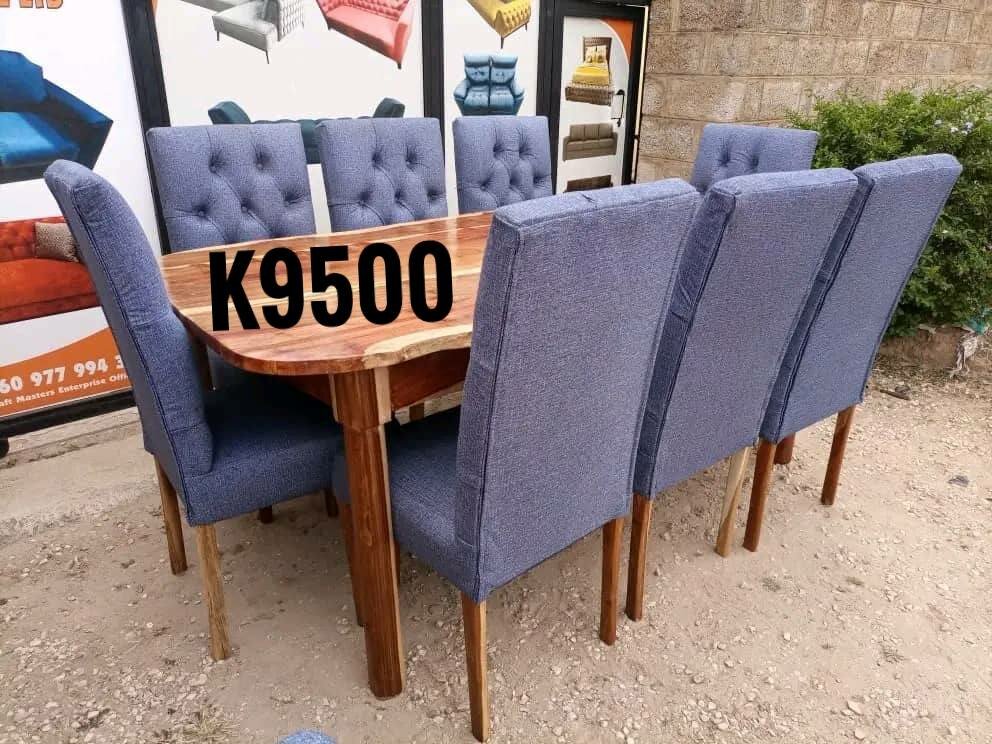 Stylish dining set (table + chairs)