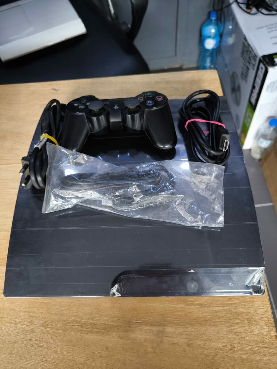 Console Sony PS3 avec manette