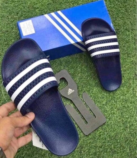 Adilette Slides Adidas