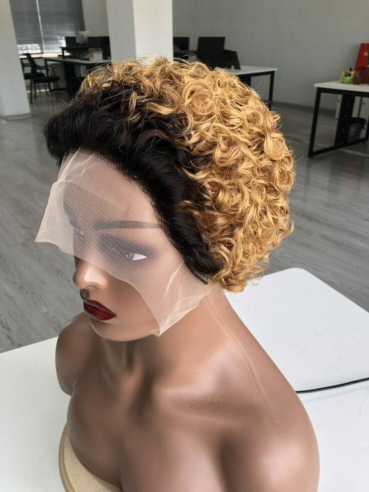 Perruque en dentelle naturelle