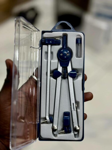 Ensemble de compas industriel