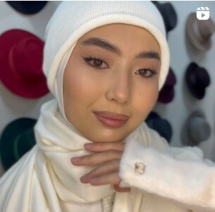 Красивая женская шапка. Производство Турция..