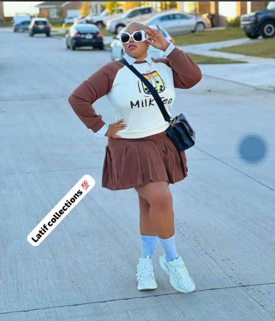 Ensemble Jupe et Sweat Milk Tea