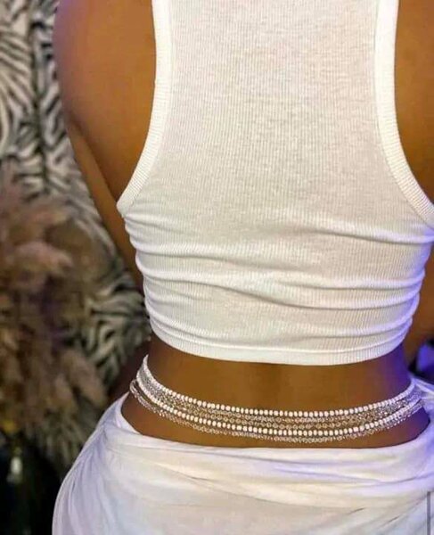 Ceinture chaîne élégante