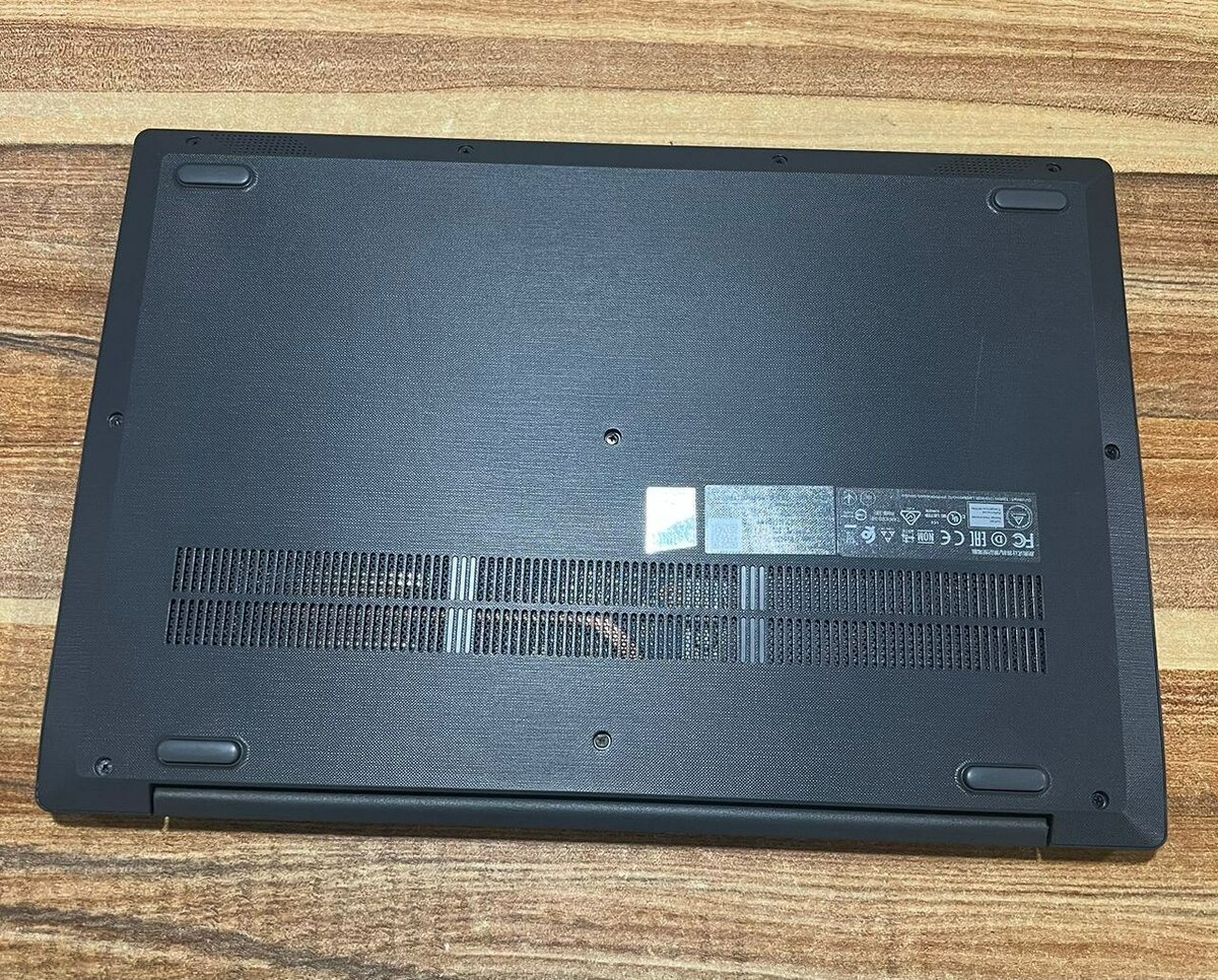 Lenovo ideapad 82C3 dual core