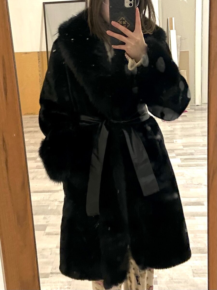 Теплая длинная шуба из эко меха