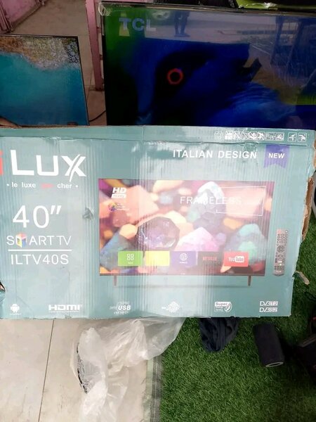 Smart TV 40" Lux ILTV40S