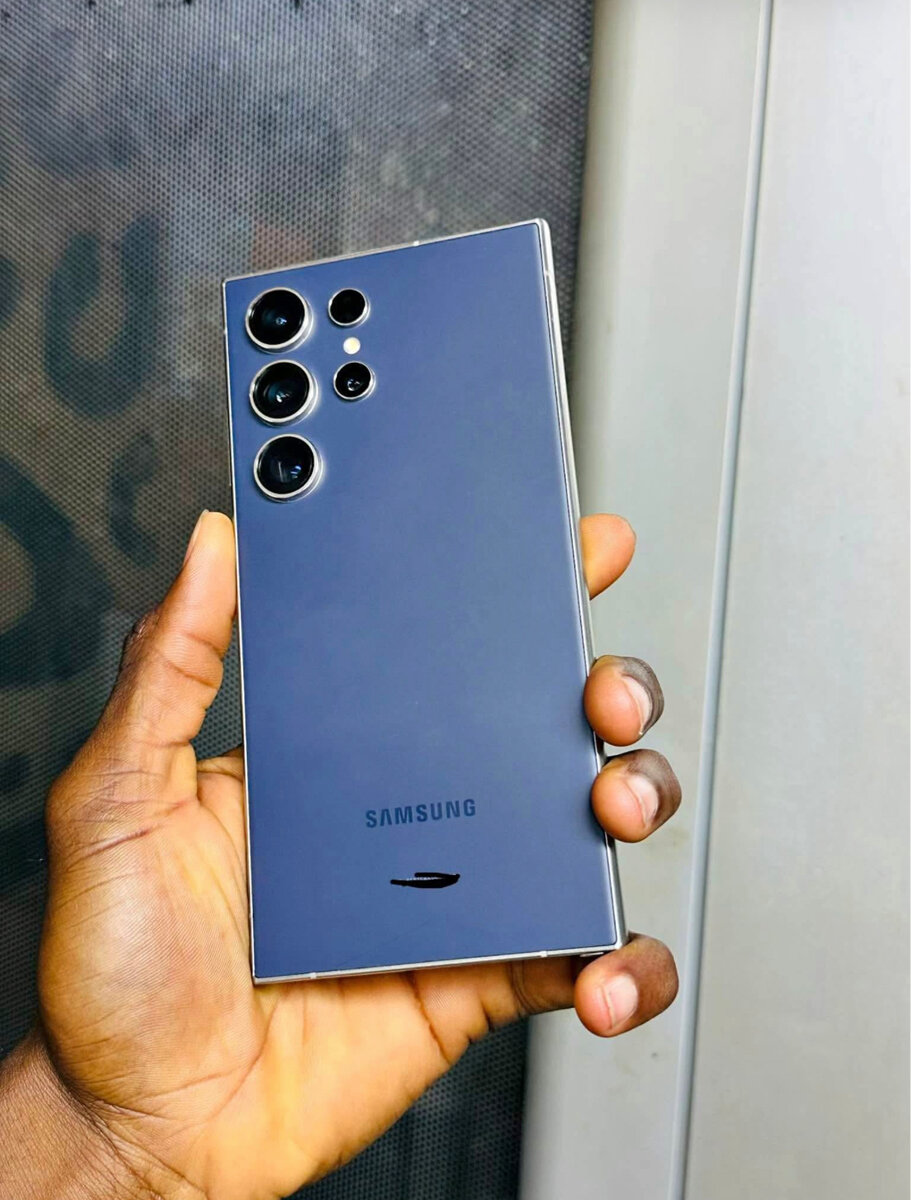 Samsung Galaxy ultra moderne