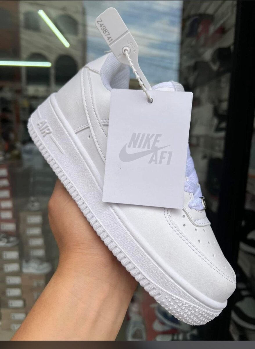 AIR FORCE