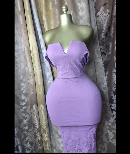 Robe élégante bustier violette