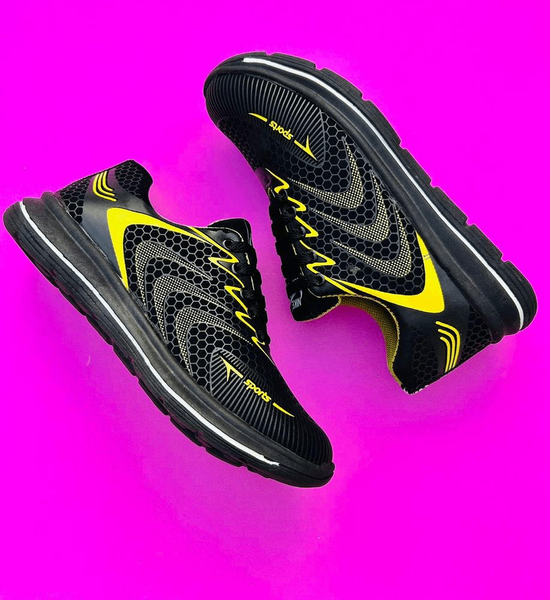 Men's Plain Sports Sneakers