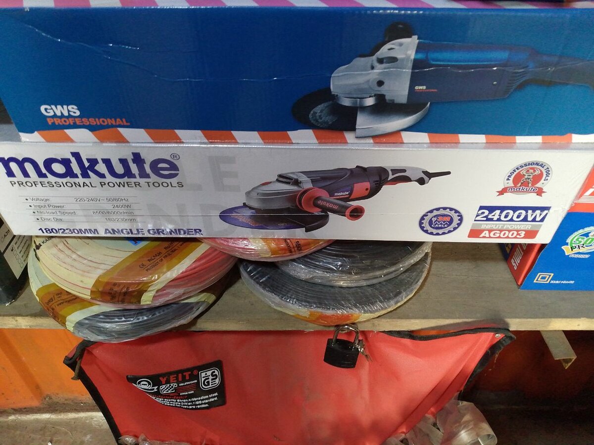 9" Angle Grinder Makute Quality