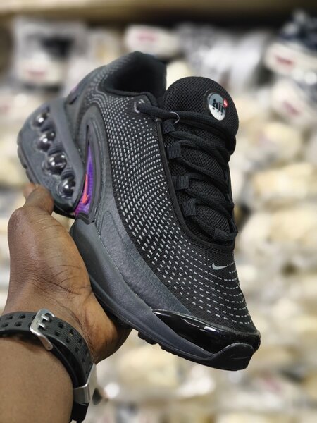 Air Max DN