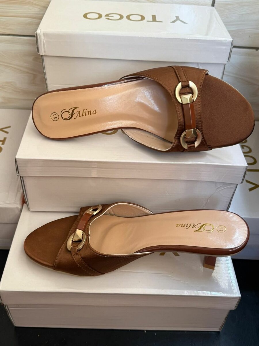 Mules à talon Alina élégantes