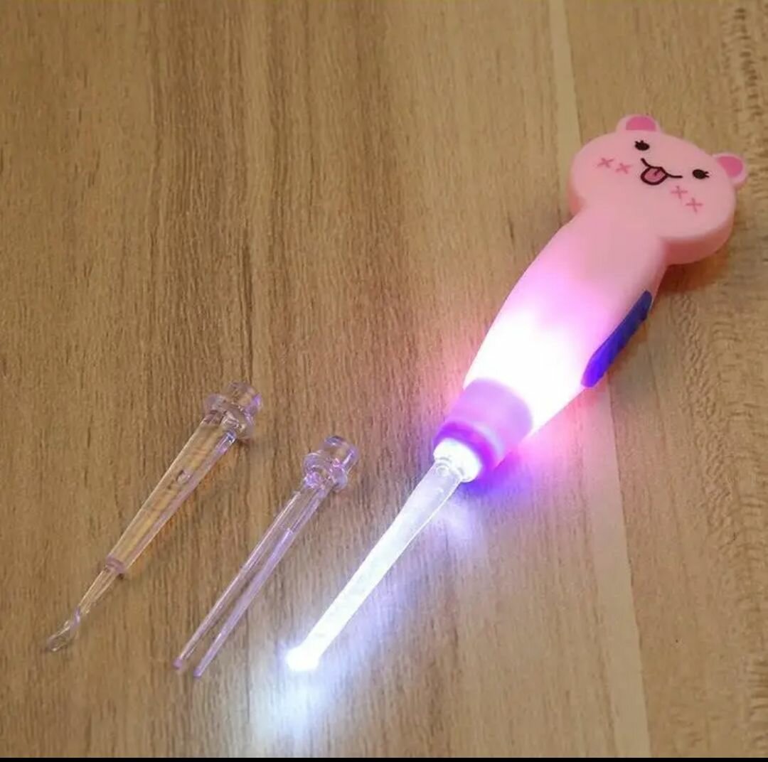 NETTOYEUR D'OREILLES POUR BÉBÉ