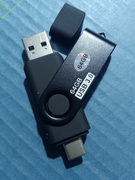 Clé USB 64GB USB 3.0 rapide