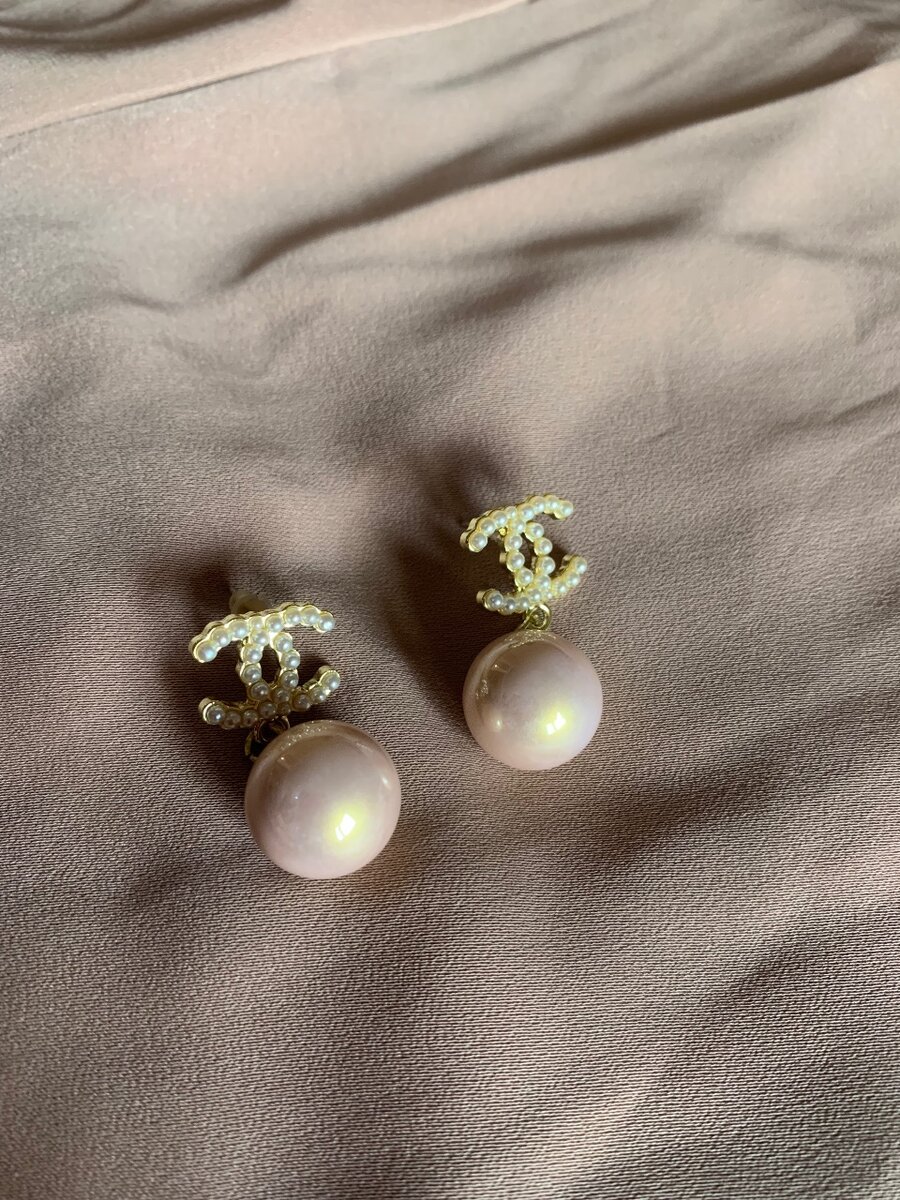 Fashion earrings