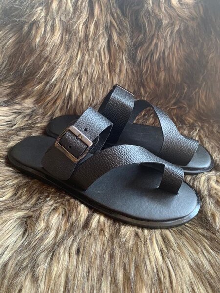 Sandales en cuir pour homme élégantes