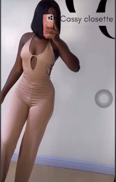 Combinaison élégante femme