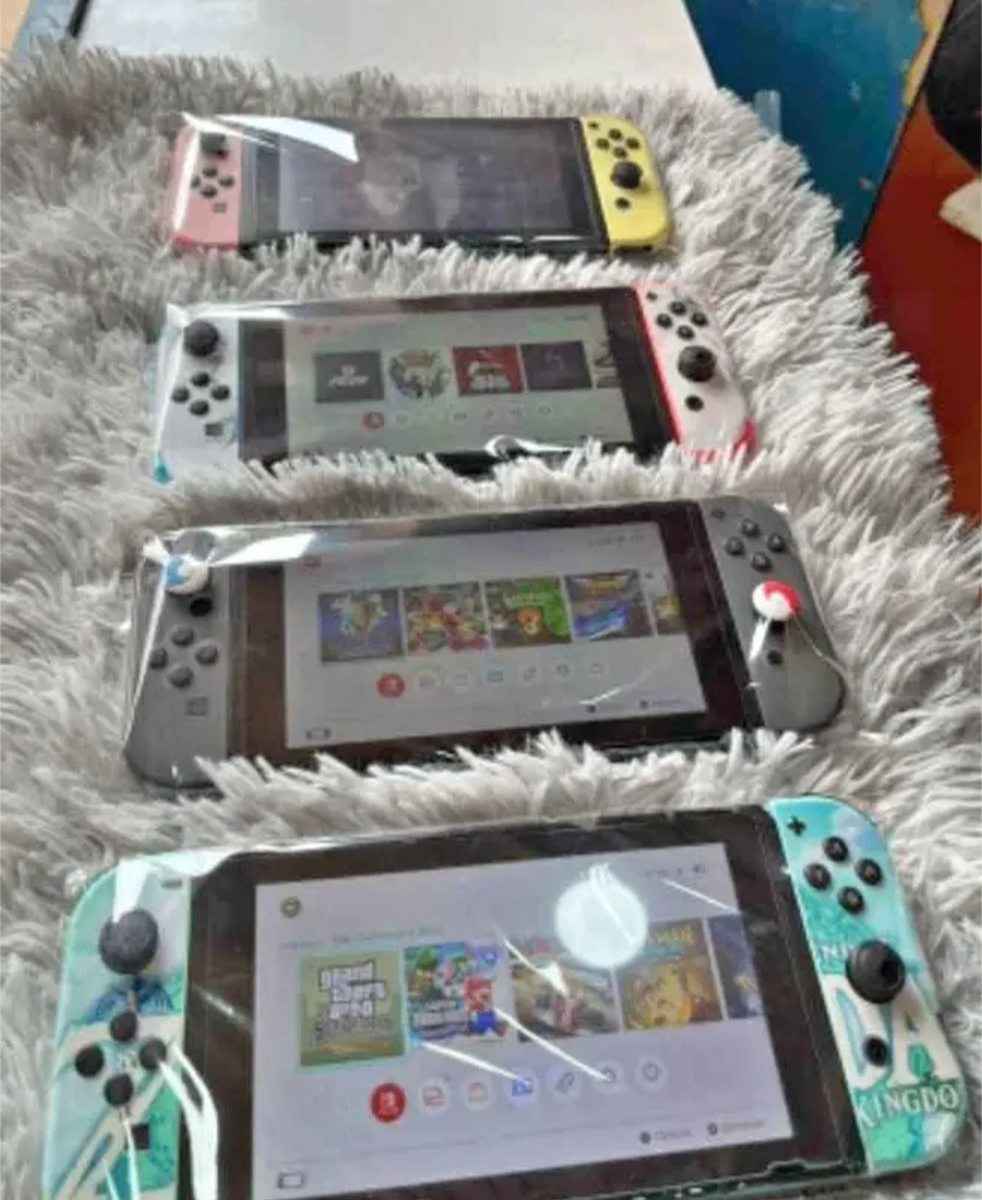 Nintendo Switch Console