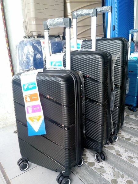 Anticrack Compass Suitcase