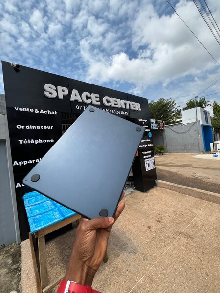 MacBook Moderne et Puissant