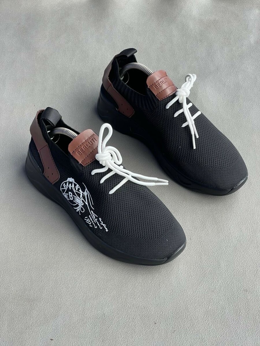 Chaussures de qualité avec carton