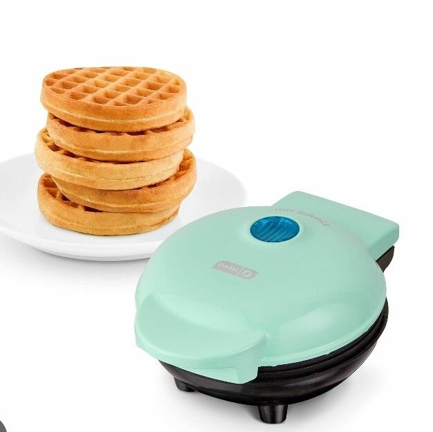 Mini waffle maker