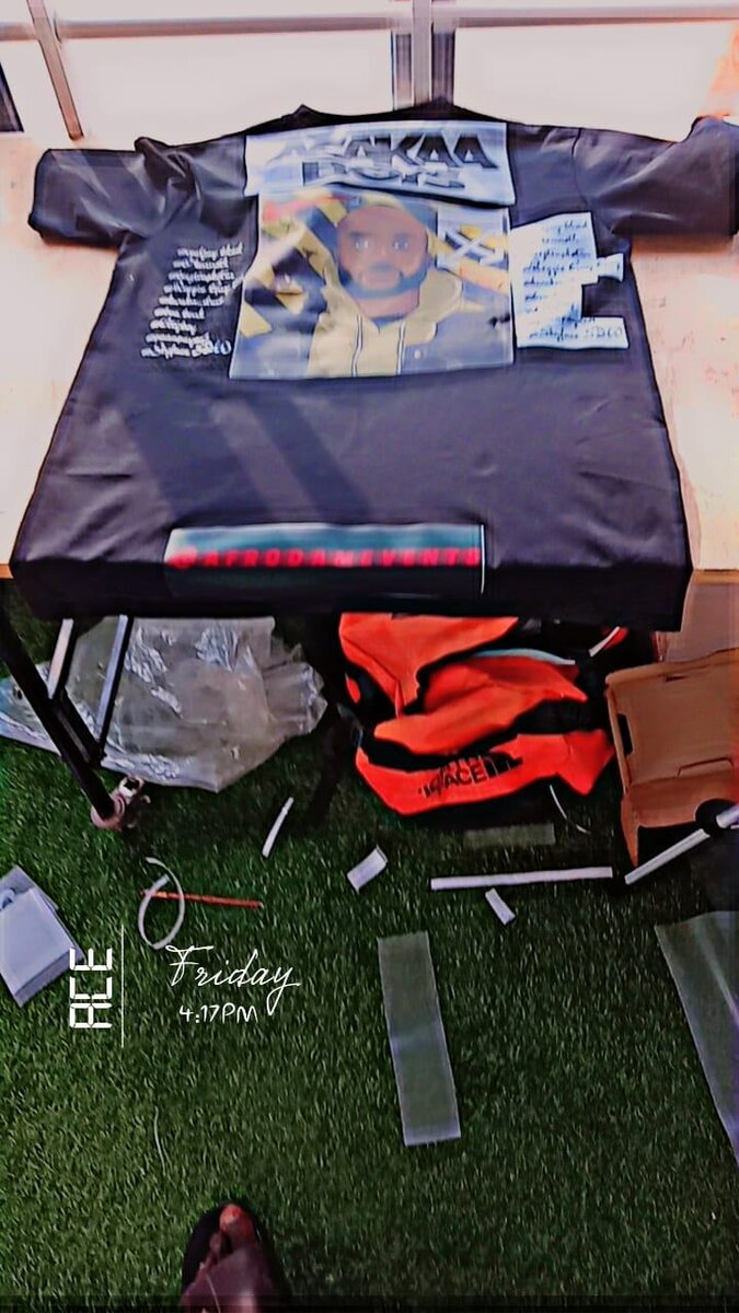 Asakaa Genz @virgil is Here .