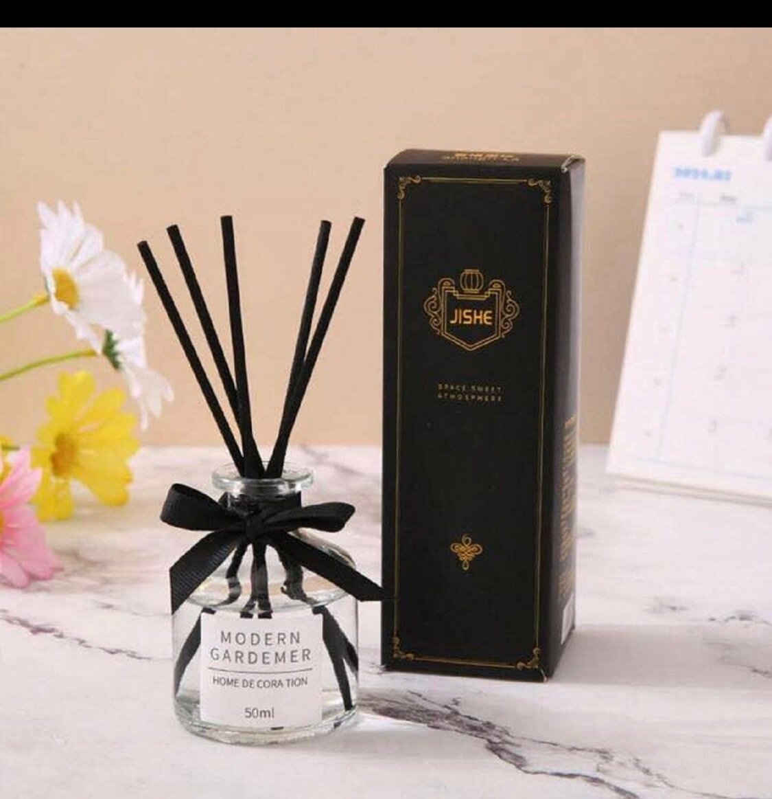 Indoor scent diffuser