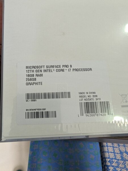 Microsoft Surface Pro 9 i7