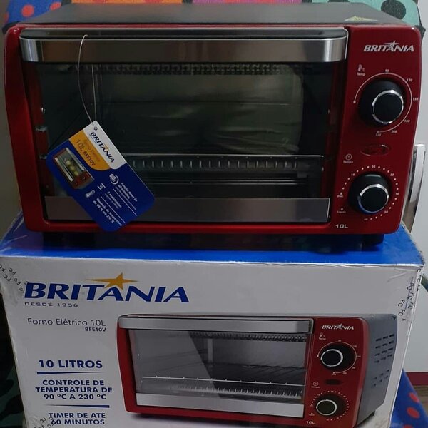 Four électrique multifonction