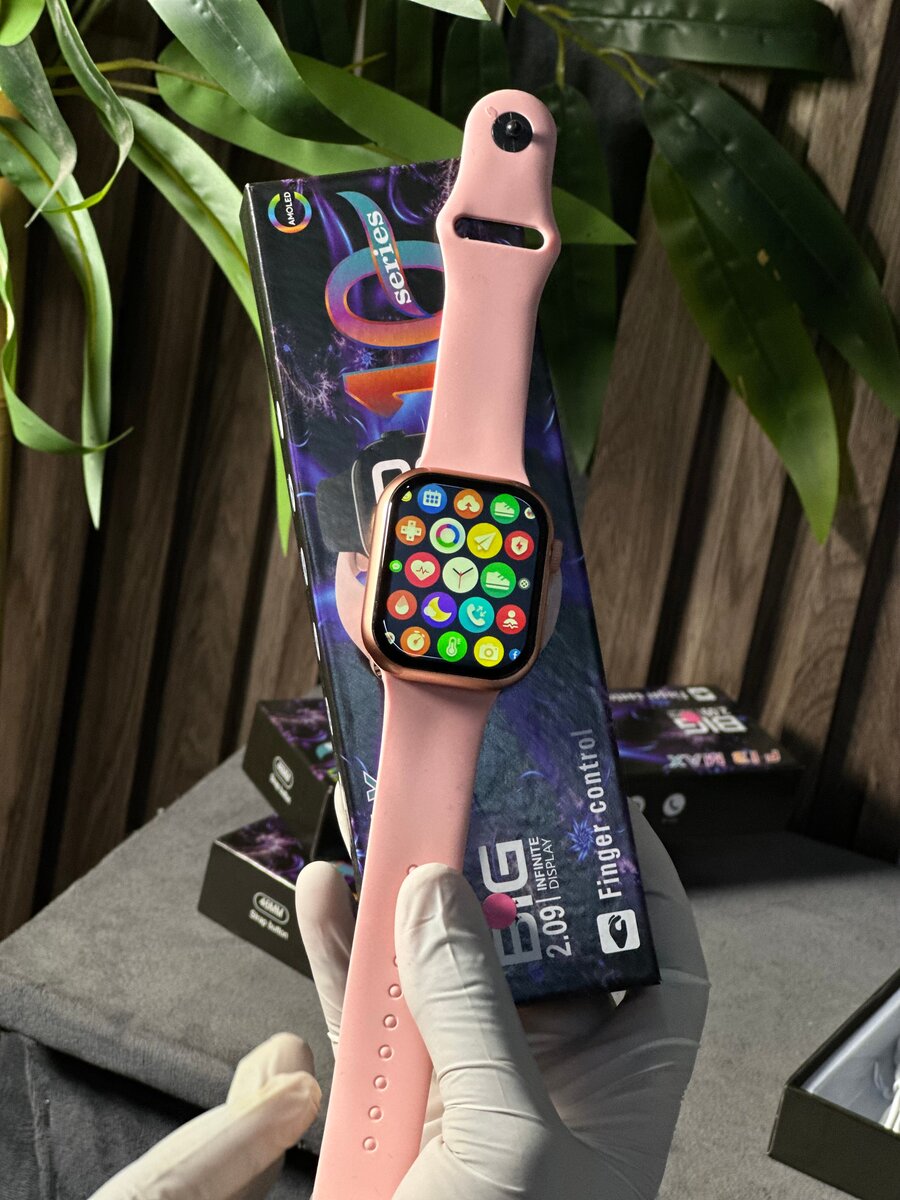 Montre Connectée Rose Écran HD