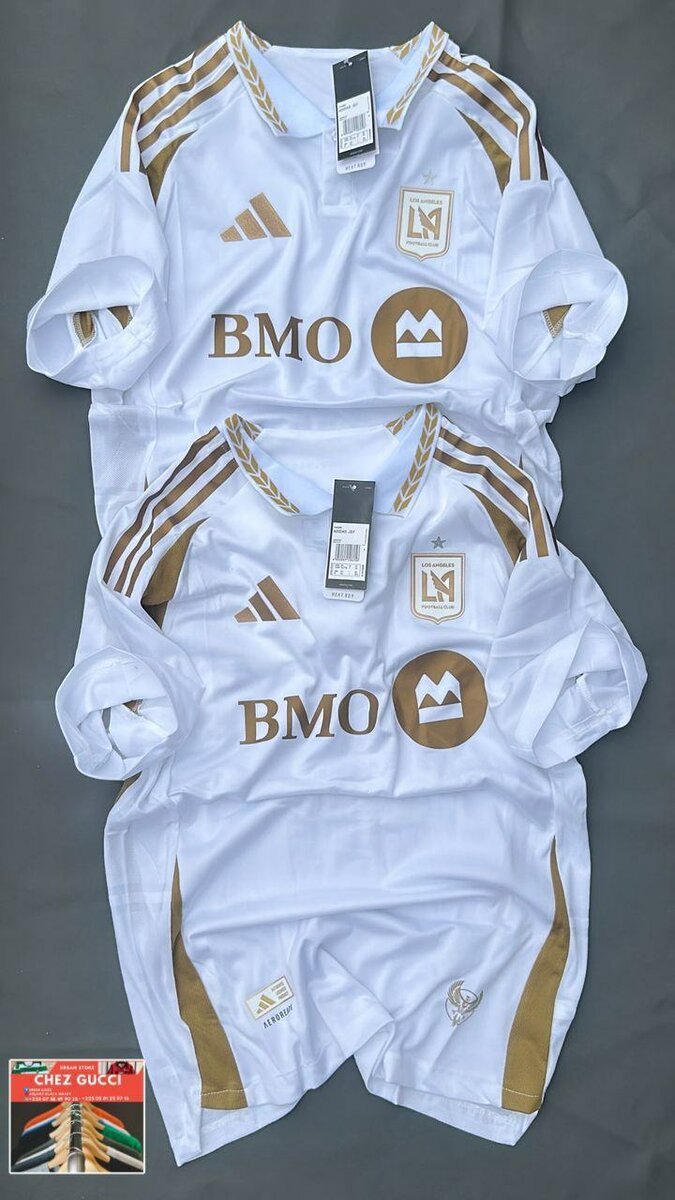 Maillots de football de club